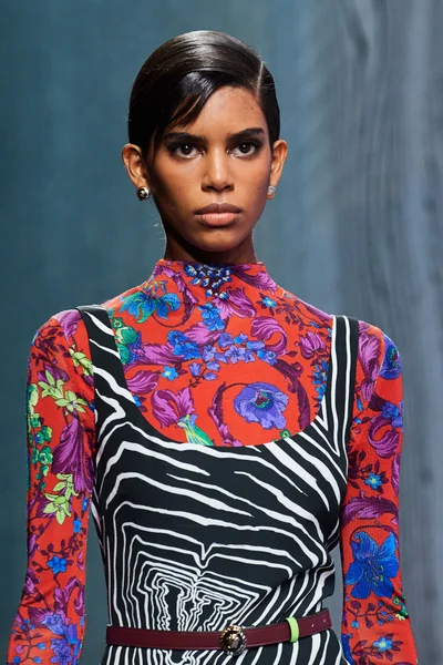Look 101